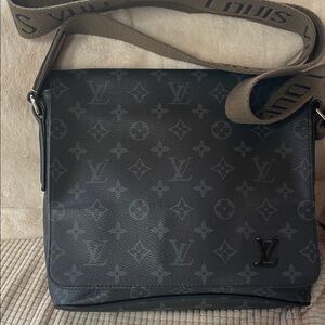 Louis Vuitton Black Monogram Crossbody Bag